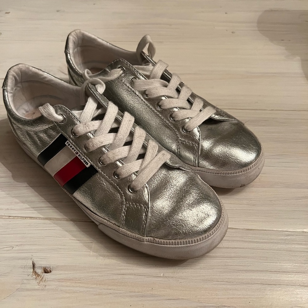 Tommy Hilfiger Metallic Silver Sneaker